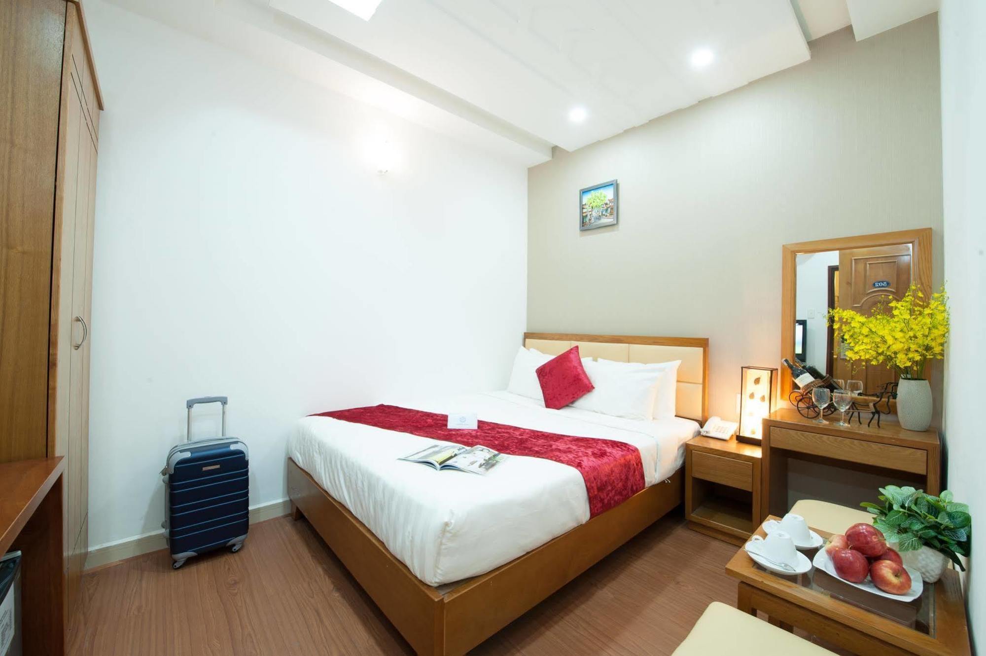Symphony Khách sạn TP. Hồ Chí Minh