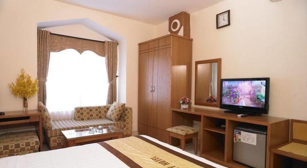 Symphony Khách sạn 3*